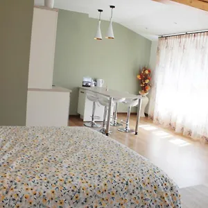 Apartment Etienne : Chateaucreux 40 M2