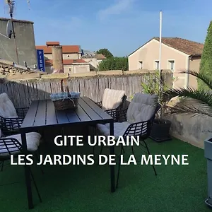 Hébergement de vacances Urbain Du Théâtre Antique Maison De Et Terrasse